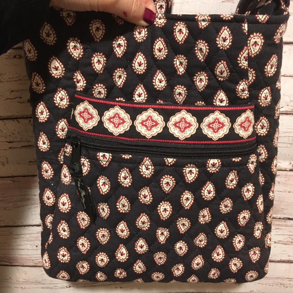 SALE! Vera Bradley Paisley Crossbody bag - Picture 2 of 6
